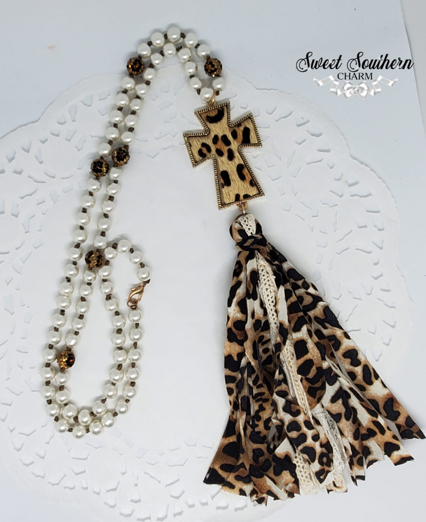 Gorgeous Leopard Cross Tassel Necklace-