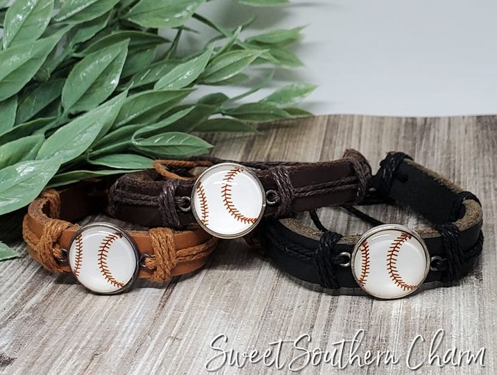 Baseball Pull and Tug Bracelet with Genuine Leather Band-