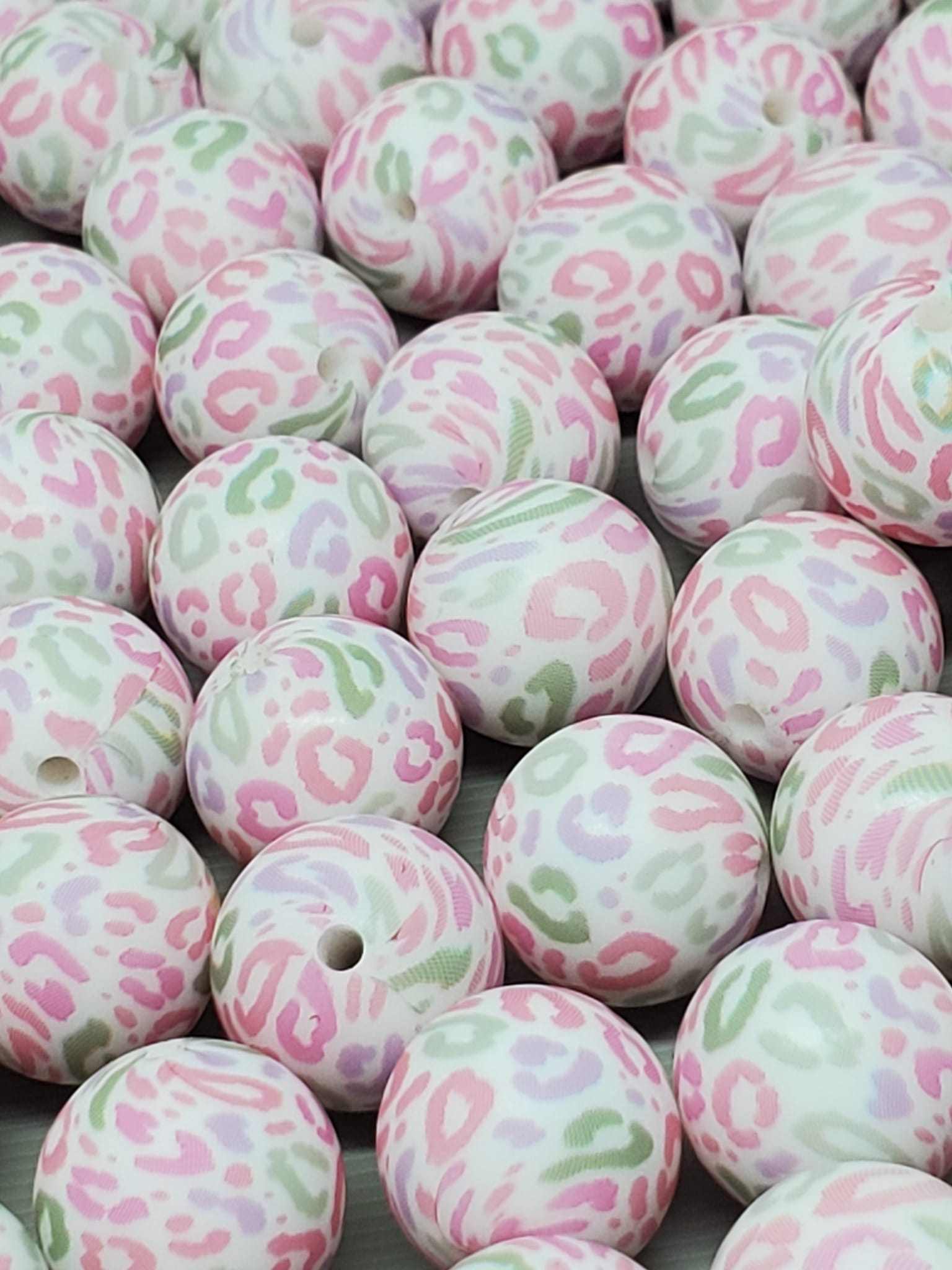 15 mm mint/pink/white silicone beads-