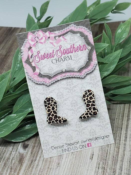 Laser Cut Cheetah Printed Boot Stud Earrings-